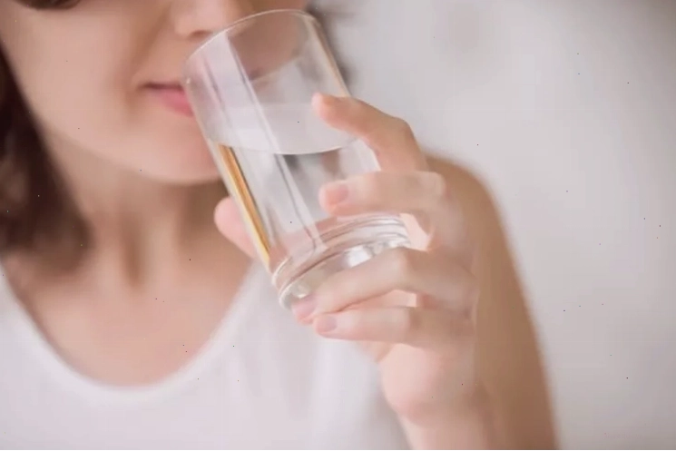 Triệu chứng chứng khát nước