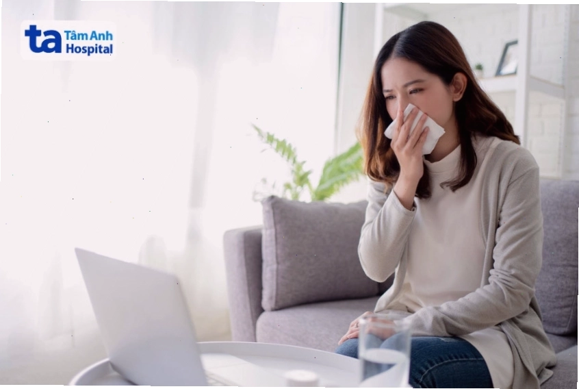 Virus cúm lây qua tiếp xúc với người bệnh