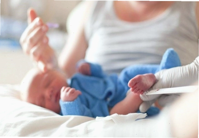 Xét nghiệm máu gót chân có thể phát hiện nhiều bệnh lý bẩm sinh nguy hiểm